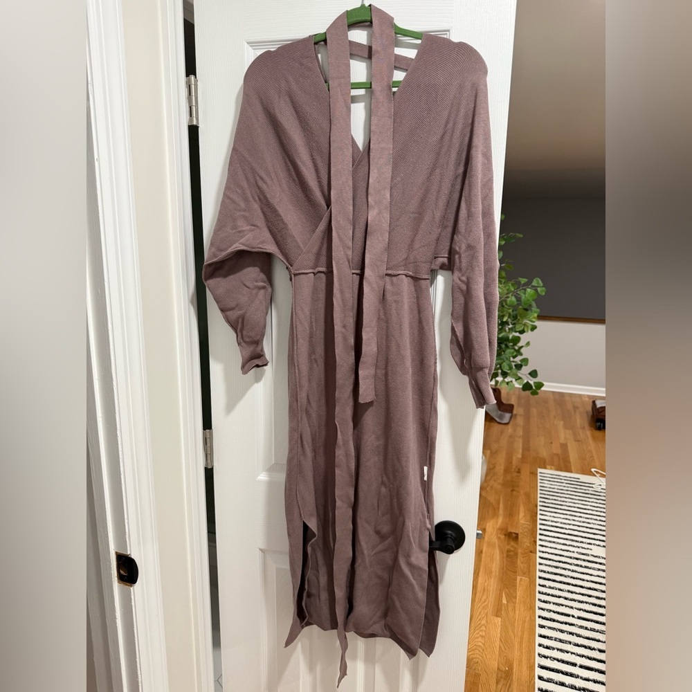 Sweater Wrap Dress - Picture 4 of 6